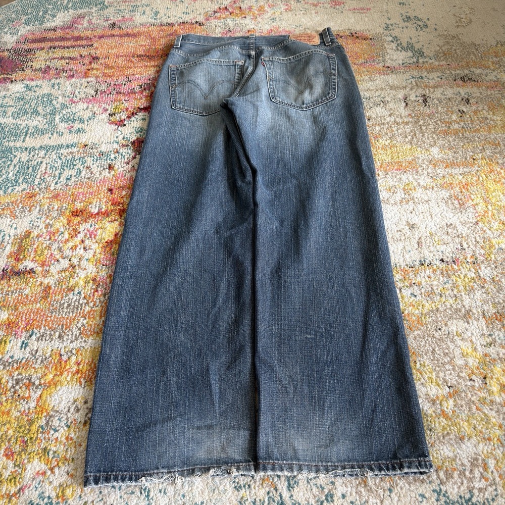 Y2K 2000s Levi's 569 Loose Straight Leg Jeans 32x32 Medium Wash Faded Grunge